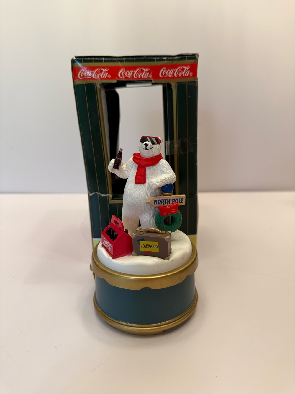 Vintage Coca Cola 1996 Polar Bear music box Musical Collection